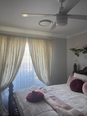 Gibbagunyah Manor Workers Accommodation Only, Muswellbrook